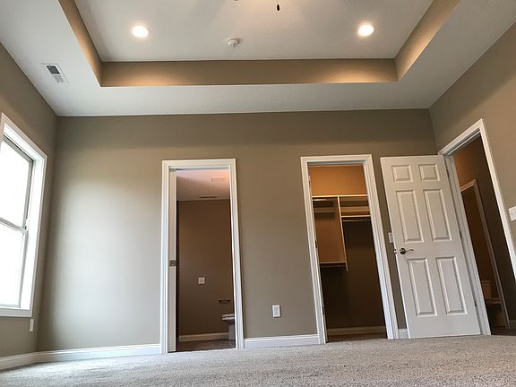 4th image of 600 Brittania Dr