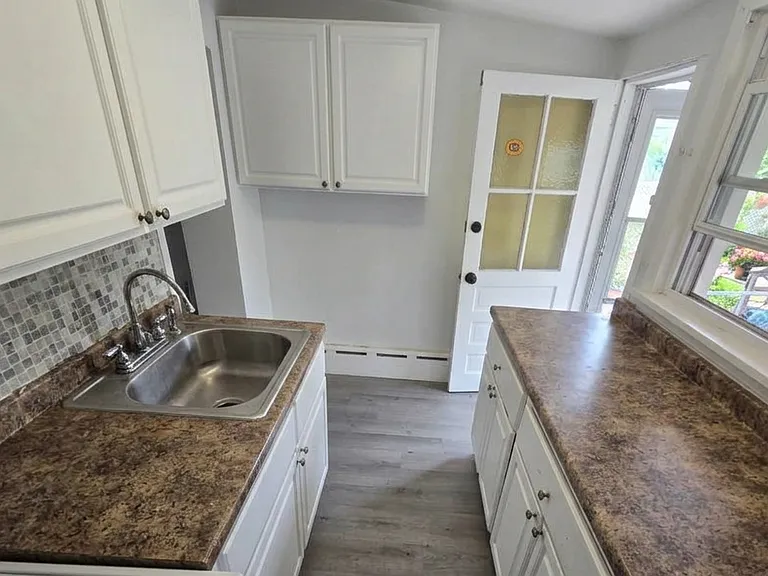 3055 Chatham St — Photo 3