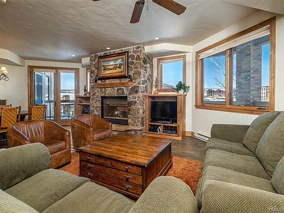 4th image of 2302 Ski Trail Ln #331
