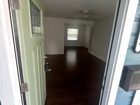 251 PILGRIM DR, San Antonio, TX 78213