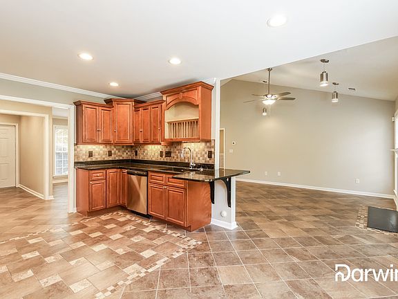 4th image of 165 Beeson Park Ct