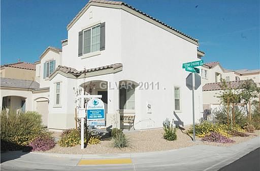 3rd image of 1154 Village Crossing Ln