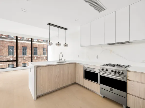 11-36 45th Road image 1 of 10