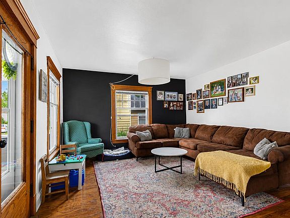4th image of 628 Ellery Ave