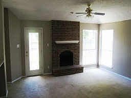 4th image of 2423 Bennington Dr