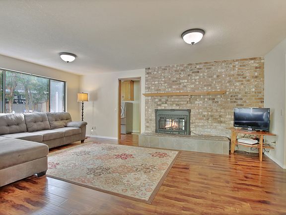 5th image of 11023 139th Street Ct E