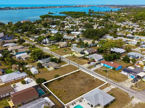 1738 Wharf Rd Lot 13, Sarasota, FL 34231