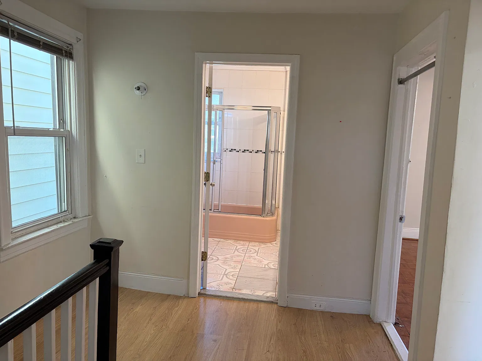 3 bed, 1400 sqft, $2,600 — Photo 2