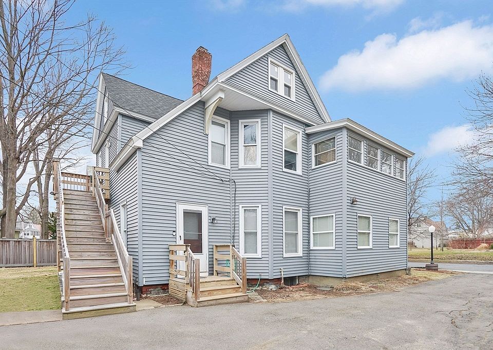 1st image of 40 Laurel St