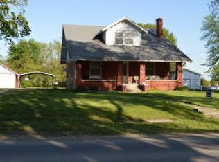 405 College St, Pilot Grove, MO 65276