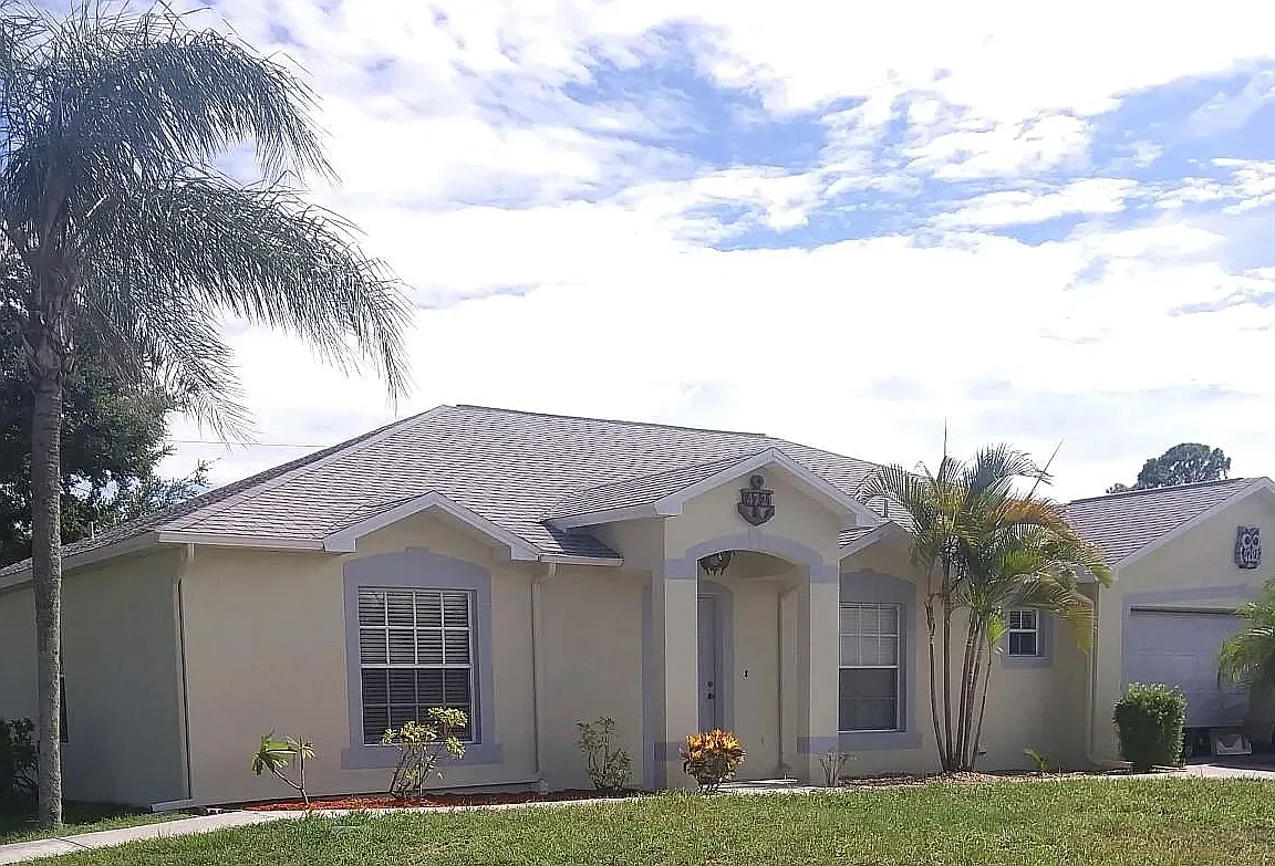 4719 Lee Blvd — Photo 1