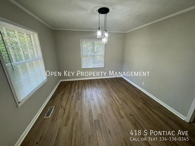 418 S Pontiac Ave — Photo 10