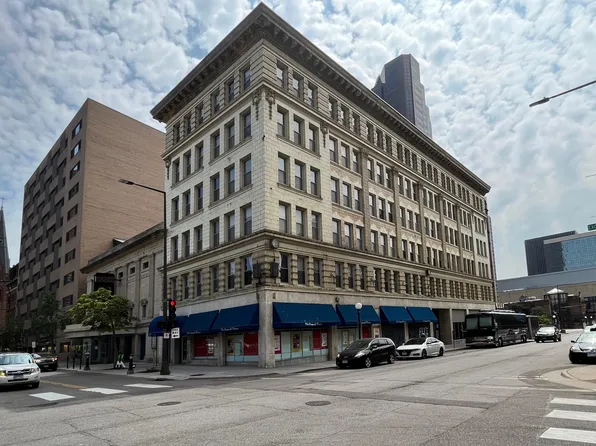 488 Wabasha St N Unit 201, Saint Paul, MN 55102