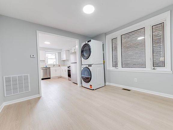 5th image of 2625 S Union Ave #1R