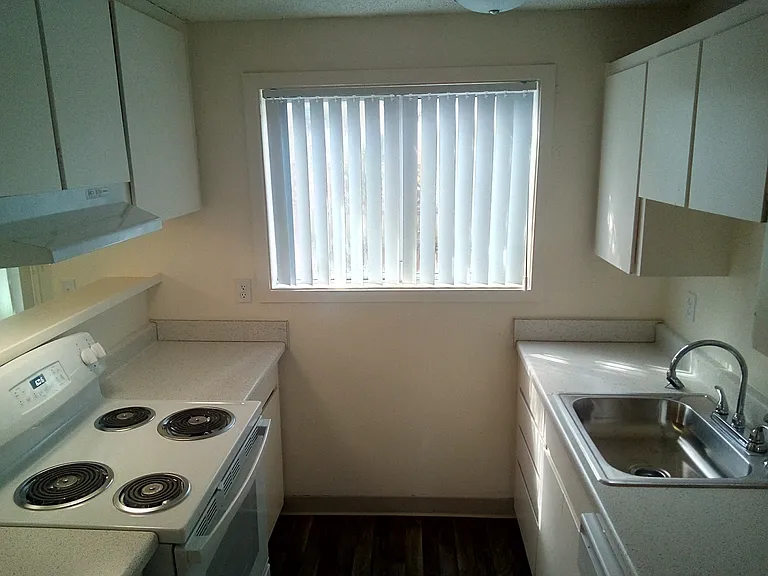 8756 SE Henderson St #8756 — Photo 7