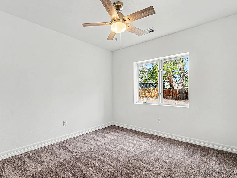 1201-1205 Raven Pl — Photo 17