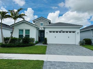 5461 Pecan Dr, Loxahatchee, FL 33470