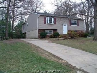 Large Split foyer