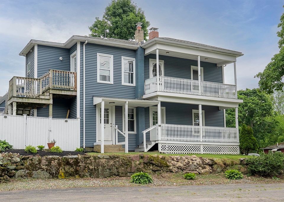 1st image of 8 Oak St