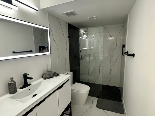 9706 Hammocks Blvd APT 103, Miami, FL 33196