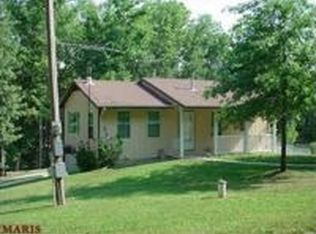 233 Wishwood Dr, New Haven, MO 63068