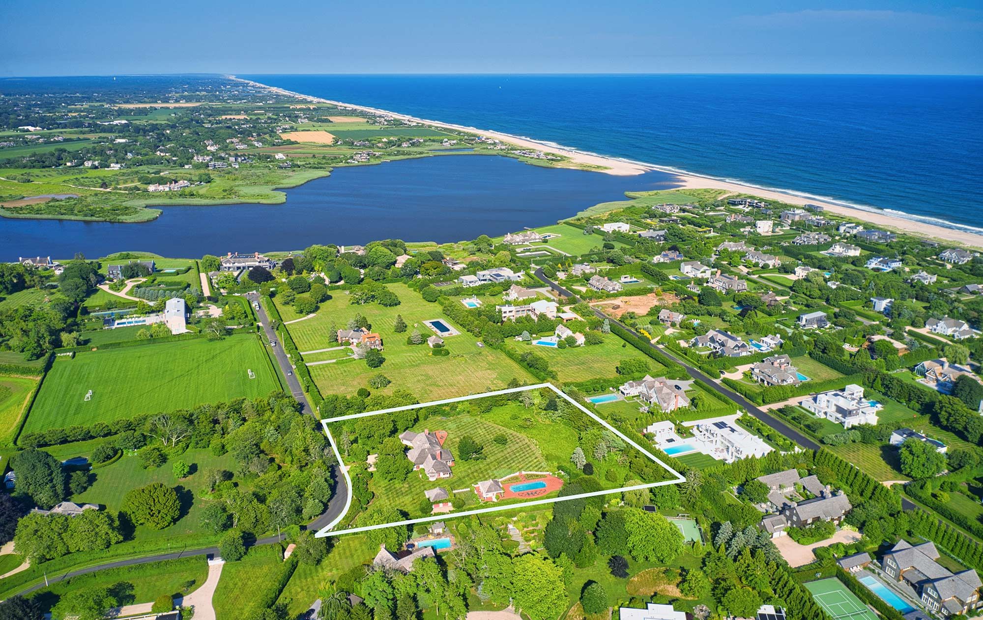 111 Quimby Ln, Bridgehampton, NY 11932 Out East