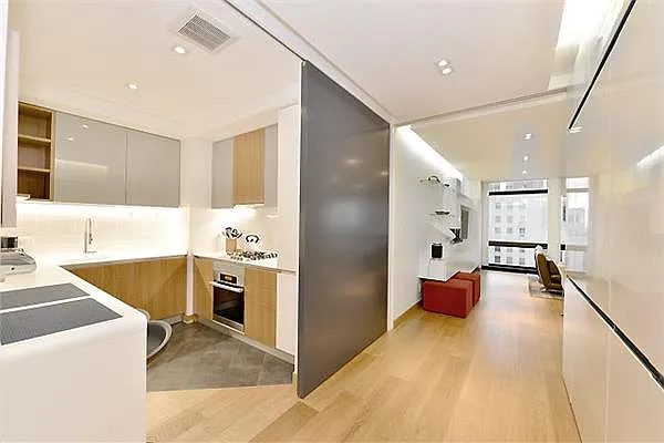 Rented by Domus Realty | media 4