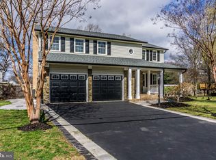 13640 Poplar Tree Rd, Chantilly, VA 20151