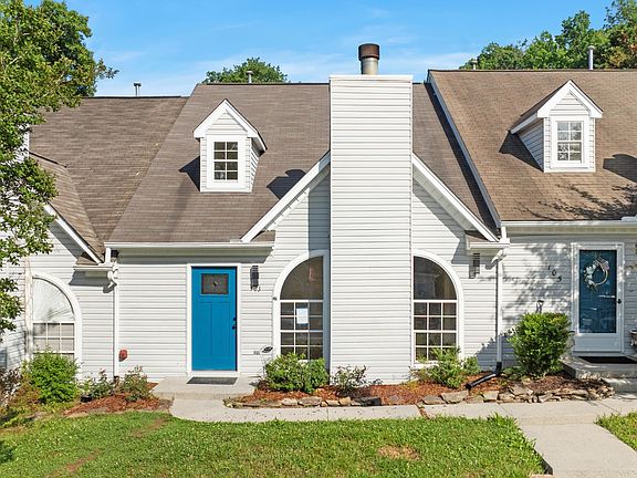 3rd image of 103 Hanover Pl