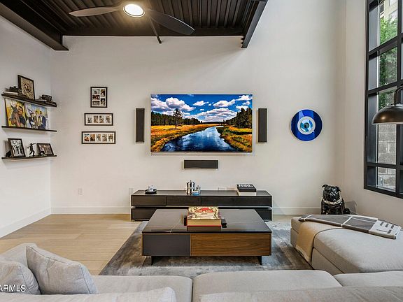 2nd image of 15215 N KIERLAND Boulevard #318
