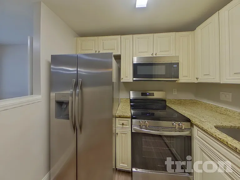 8717 Timbercrest Cir — Photo 5