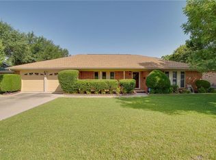 6252 Winifred Dr, Fort Worth, TX 76133