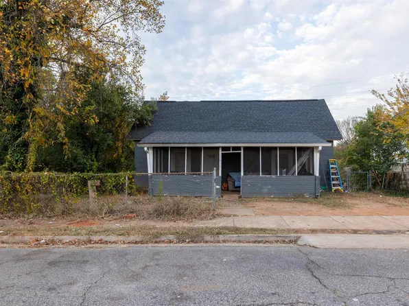 14 Badger St, Greenville, SC 29605