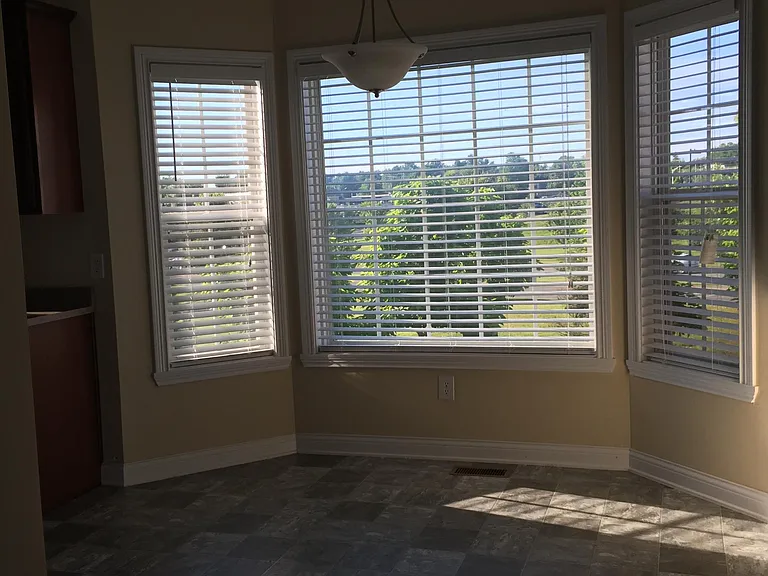 605 Mannington Pl — Photo 11