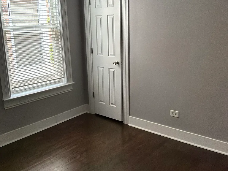 7225 S Champlain Ave — Photo 22