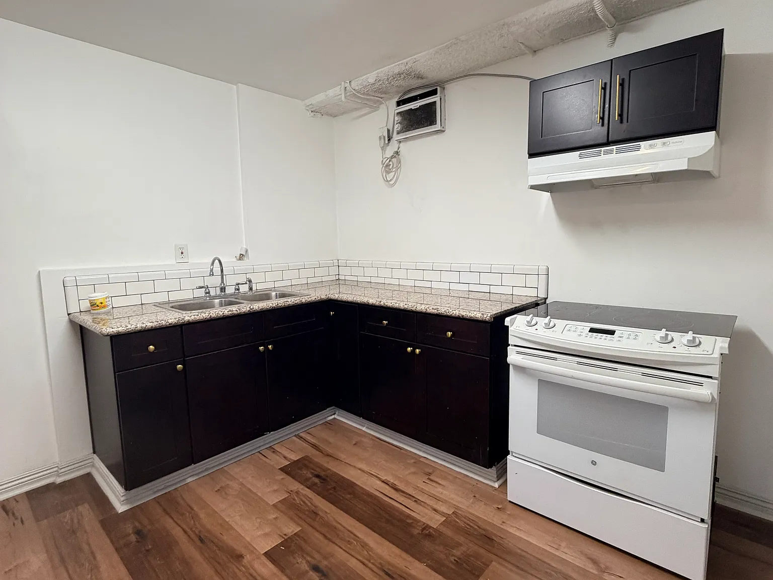 6702 State St — Photo 3