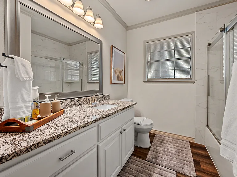 3458 Suffolk Dr — Photo 14
