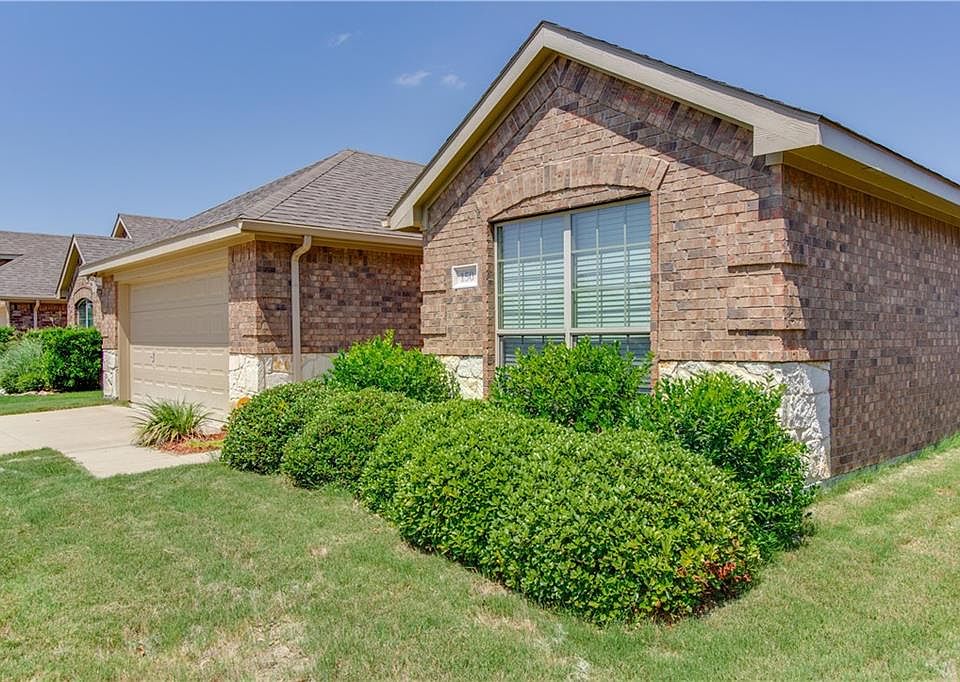 1st image of 150 Horseshoe Bnd