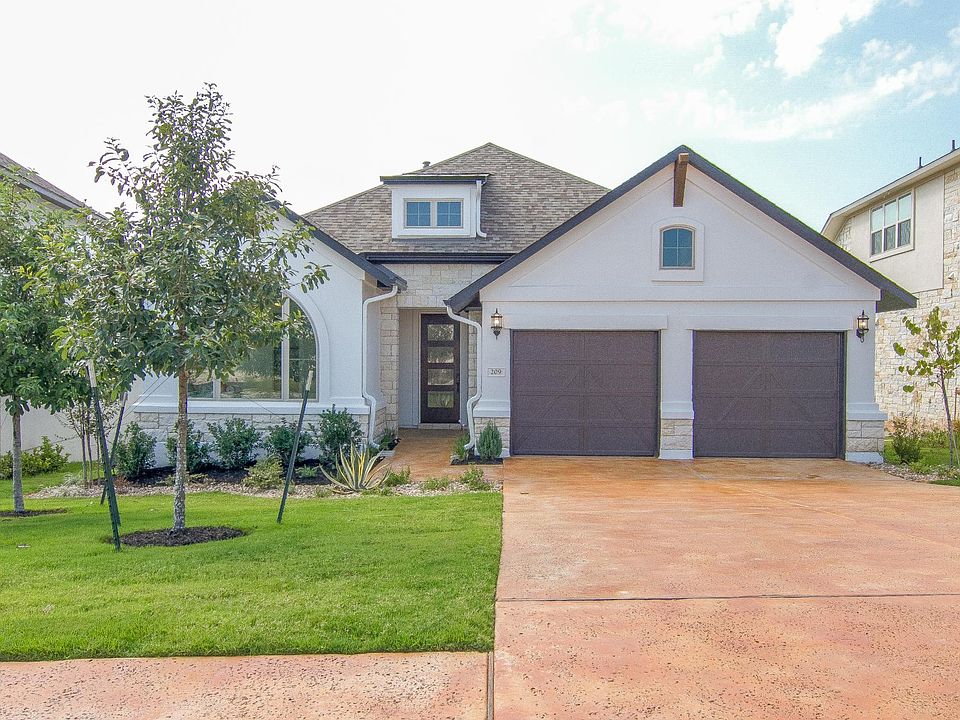 The Aubrianna Exterior