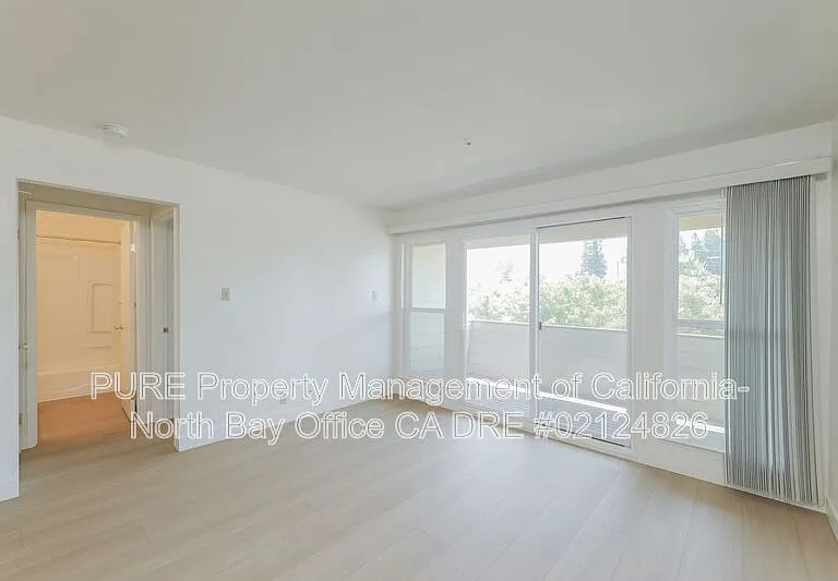 1555 Terrace Way #10 — Photo 11