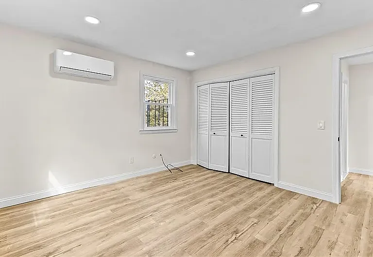21-23 Joy St #2 — Photo 12