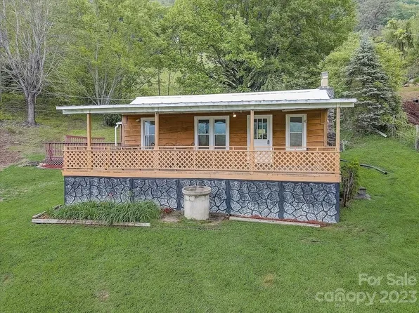 214 Plank Rd, Canton, NC 28716