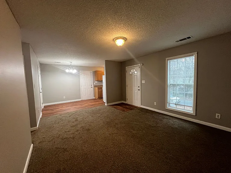 2535 Rex Ave SW — Photo 3