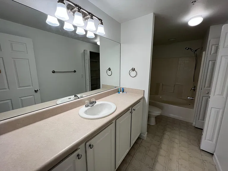 4000 Grande Vista Blvd #308 — Photo 10