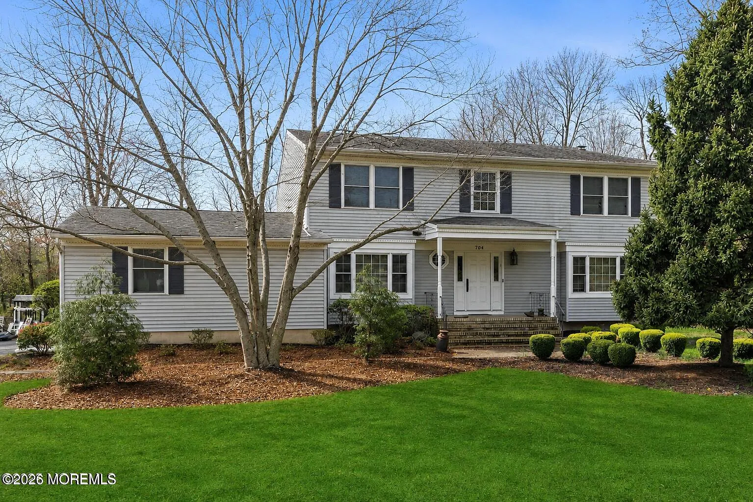 6 bed, 3.5 bath, 2508 sqft, $3,200 — Photo 1