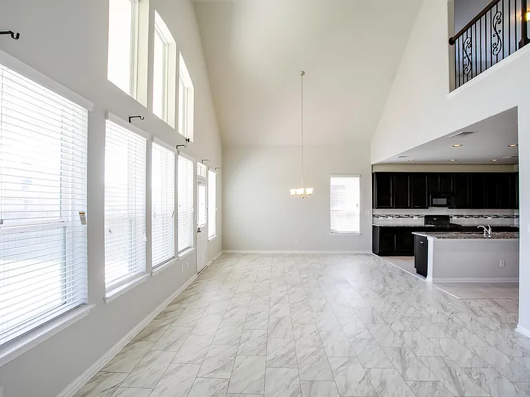 8049 Arezzo Dr — Photo 7