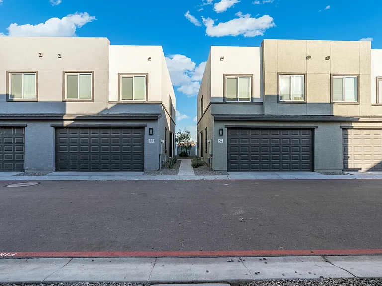 Raymond Place Townhomes — Photo 13