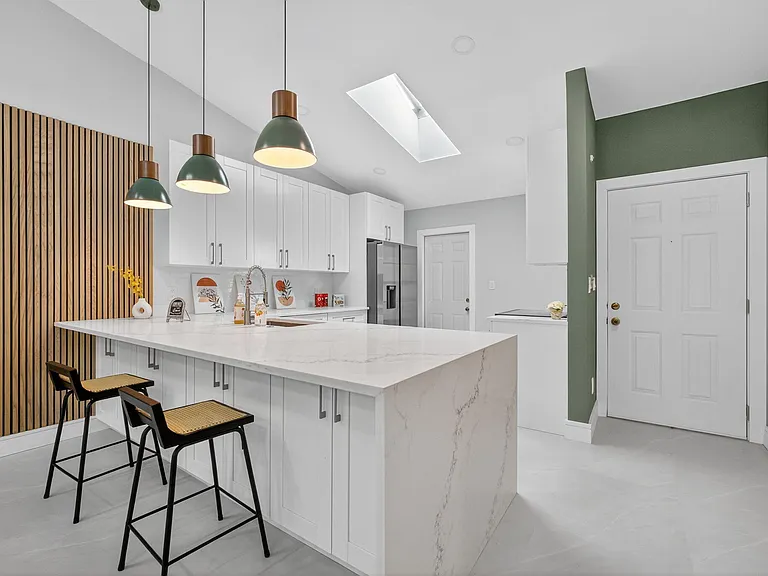 10924 Roebelini Palm Ct #A — Photo 3
