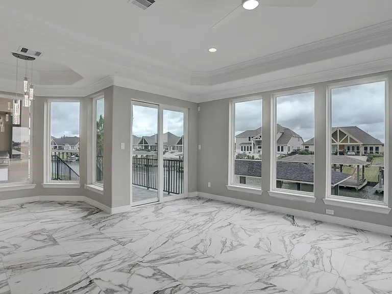 502 Amalfi Dr — Photo 11