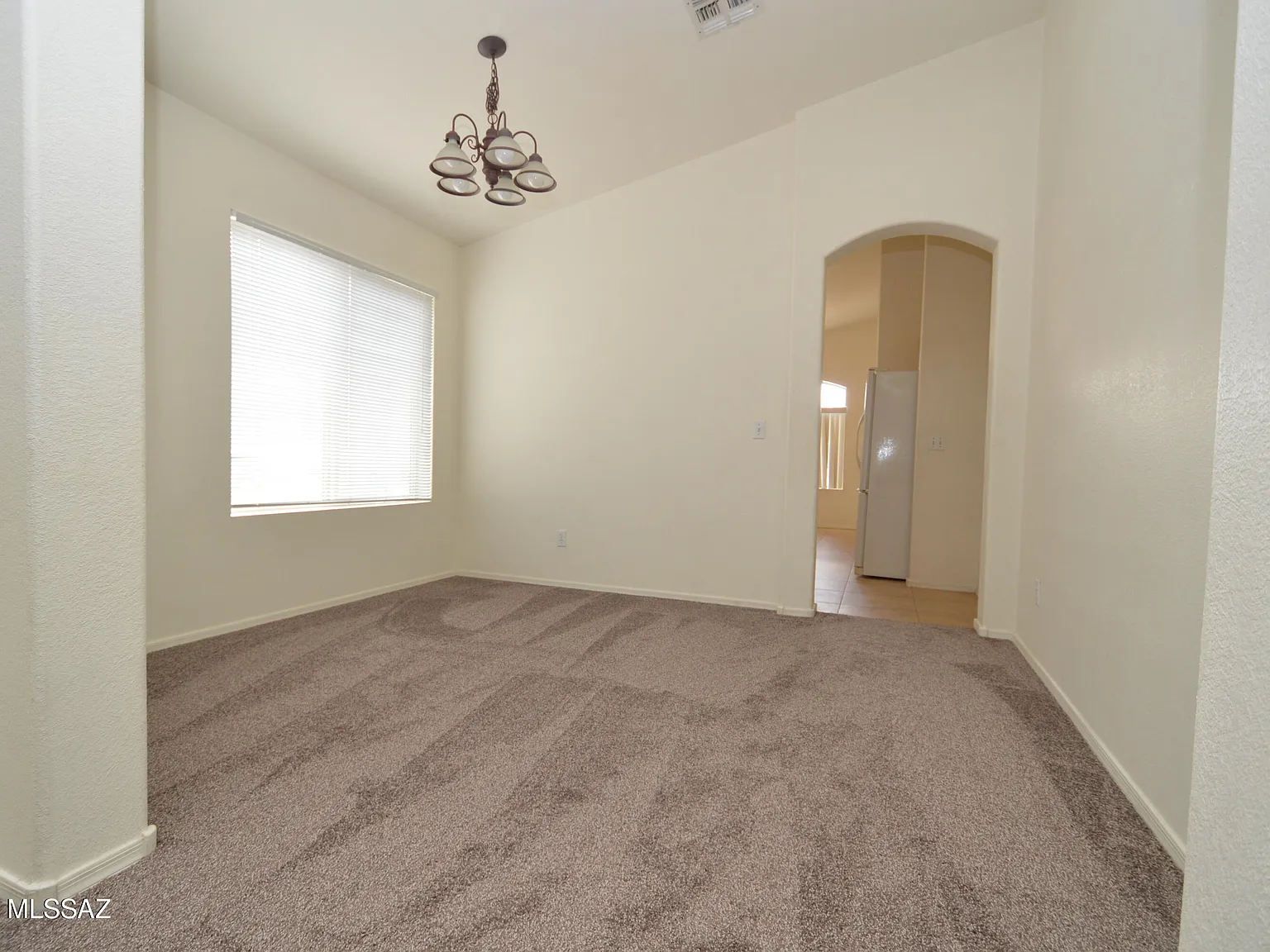 3 bed, 2.0 bath, 1575 sqft, $1,850 — Photo 4